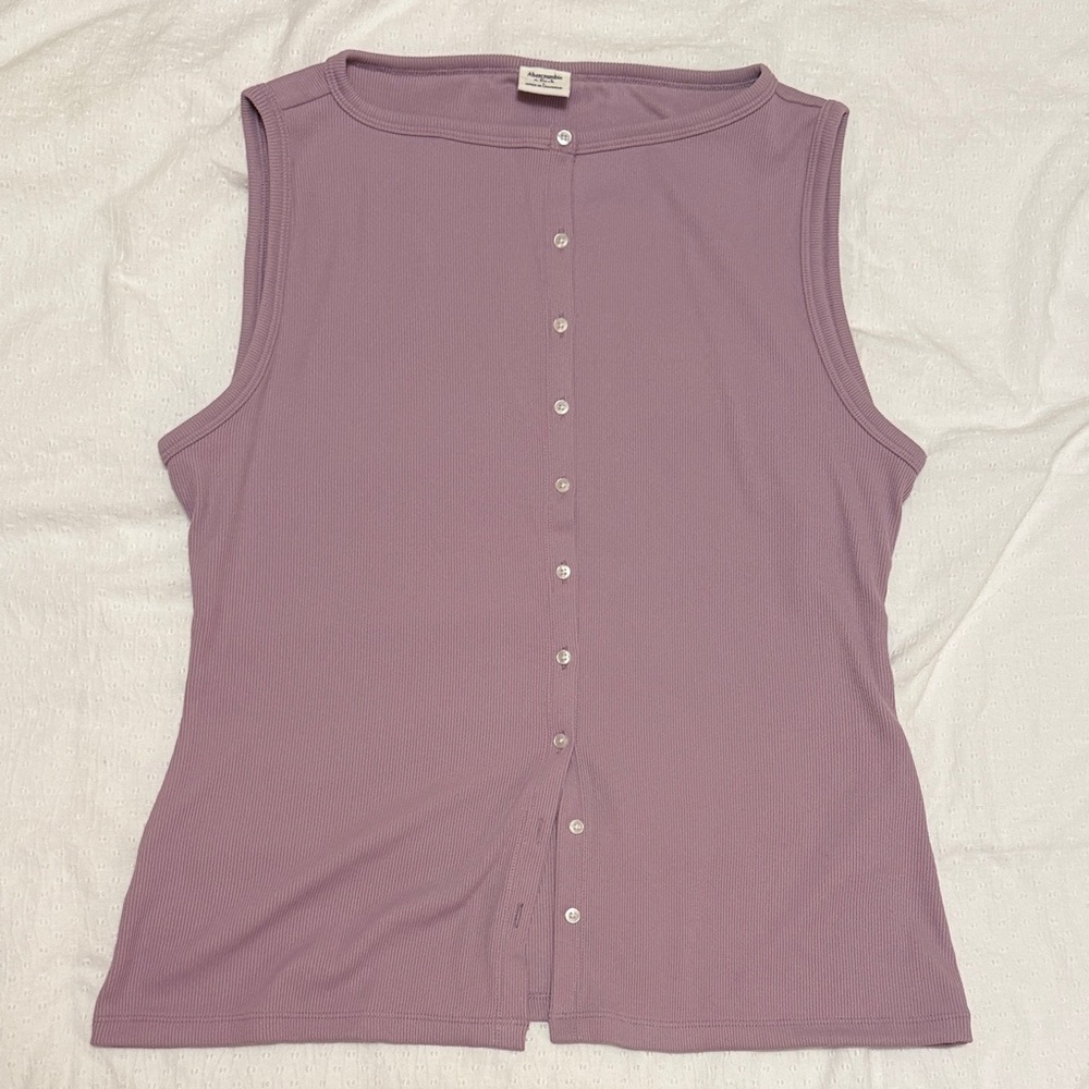 Abercrombie & Fitch Mauve Sleeveless Button-Down Shirt